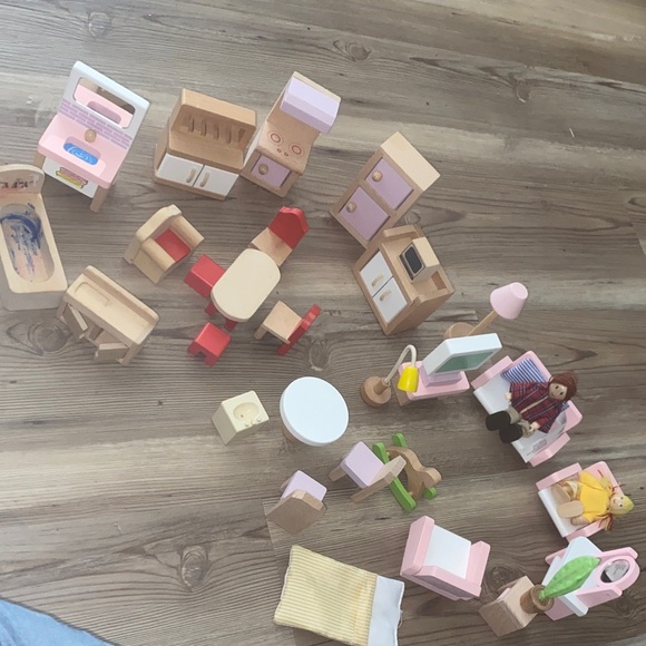 Other - Wooden Dollhouse Furniture Set - Multicolor
